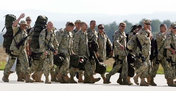 W sobotę 21 września 2009 o godzinie 13.15 z lotniska w Jasionce odleciało do Afganistanu 200 Podhalańczyków.
