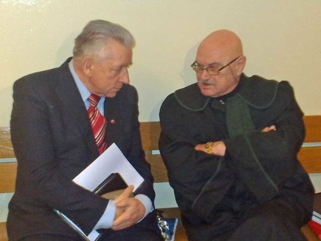 Andrzej Lepper w sądzie w Koszalinie.