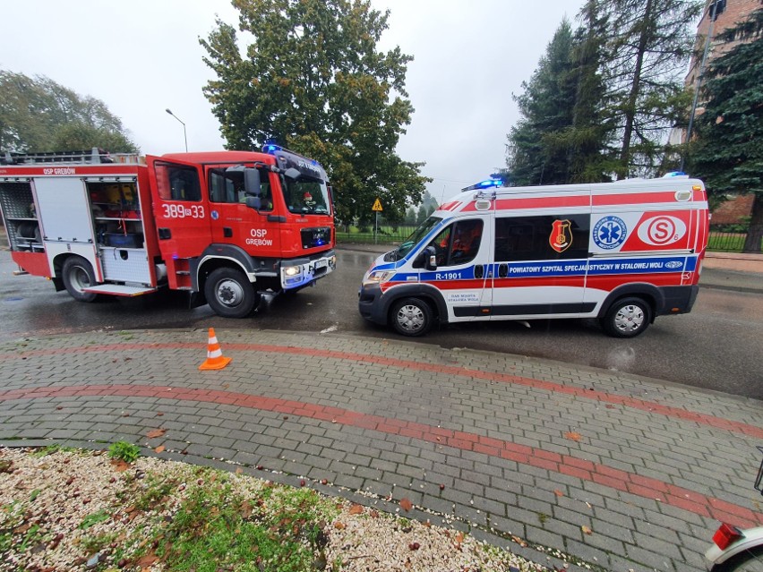 Wypadek w Grębowie. Ranny rowerzysta potrącony przez renault (ZDJĘCIA)