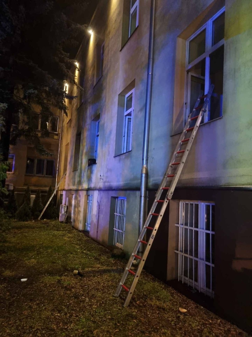 Tragiczny pożar w szpitalu w Łodzi. Zginął pacjent szpitala w Łagiewnikach, ranna została pielęgniarka. Informacje 28.12.2022