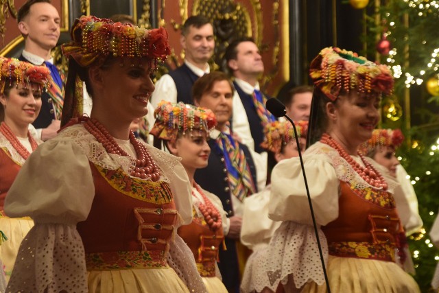 Koncert świąteczny Zespołu Pieśni i Tańca 'Śląsk" na zamku pszczyńskim