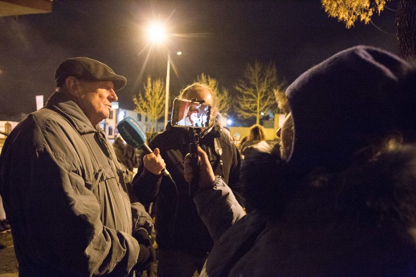 Kibice słupskich klubów Czarnych i Gryfa oraz sympatycy...