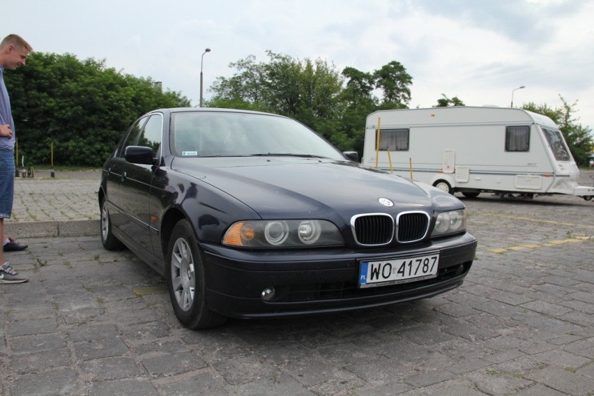 BMW Seria 5, 2001 r., 2,0 D, 11 tys. zł;