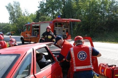 Pozorowane wypadki sposobem na bezpieczeństwo