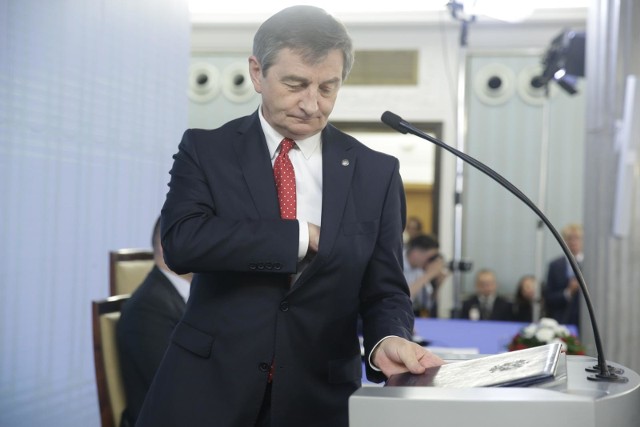 Marek Kuchciński złożył w czwartek rezygnację z funkcji marszałka Sejmu
