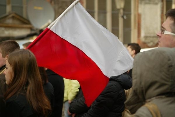 Dziś o godz. 12.30 przy Pomniku Niepodległości na osiedlu Słonecznym odbędą się uroczystości związane z obchodami Święta Niepodległości.