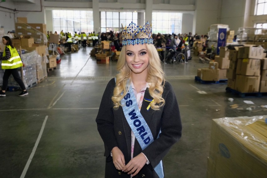 ♔ The Official Thread Of Miss World 2021 ® Karolina Bielawska of Poland ♔ - Page 2 6242e0fb560be_o_large