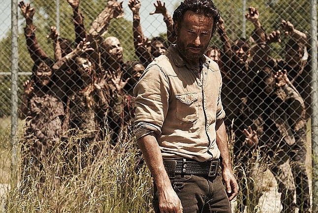 "The Walking Dead" sezon 9. Andrew Lincoln o swoim odejściu z serialu. Co się stanie z Rickiem? [ZDJĘCIA]