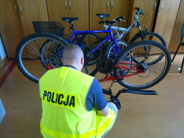 Policjanci zabezpieczyli rowery w mieszkaniu bydgoszczanina