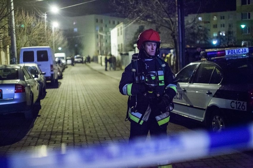 Na Szwederowie w Bydgoszczy mężczyzna groził wysadzeniem kamienicy. Teraz siedzi w policyjnej celi