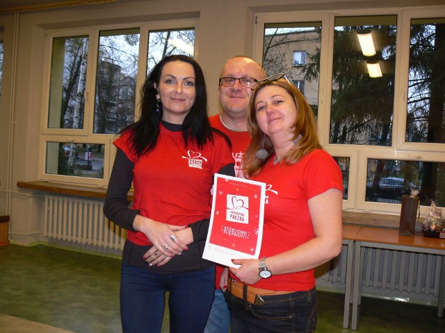Renata Zarzycka (z lewej) z wolontariuszami podczas ostatniego finału „Szlachetnej Paczki”  w Sandomierzu.