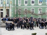 Trwa ogólnopolski protest pracowników socjalnych. Protestują by zwrócić uwagę na niskie zarobki 