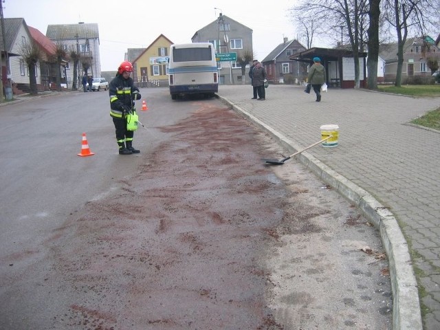 Rozlany olej mógł doprowadzic do wypadku