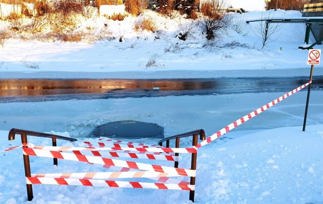 Tutaj doszło do strażackiej interwencji. Na szczęście nikomu nic się nie stało. Miejsce zostało odpowiednio zabezpieczone