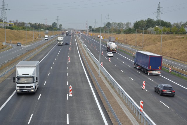 Autostrada zamknie na jedną noc odcinek między Krzesinami a Komornikami, bo musi zbadać jego oświetlenie