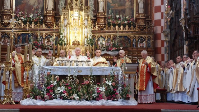 Kościół pw. św. Józefa w Przemyślu (Salezjanie) został wyniesiony do godności sanktuarium.