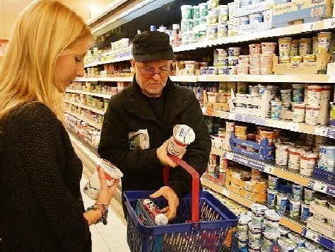 Zakupy wzbogacają nasze menu o bogatą paletę związków chemicznych...