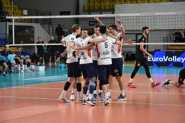 Grupa Azoty ZAKSA Kędzierzyn-Koźle wygrała inauguracyjny pojedynek sezonu w CEV Lidze Mistrzów.