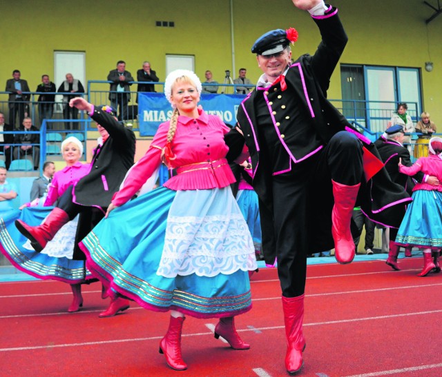 Rekord Guinnessa w tańczeniu kujawiaka będą bić tancerze z Kutna.