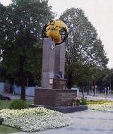 Radny Rzeszowa przerabia pomnik Jana Pawła II. Architekci: to amatorszczyzna