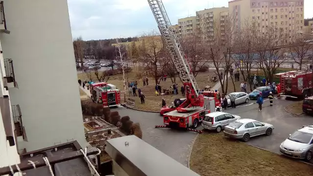 Pożar w wieżowcu w Jaworznie