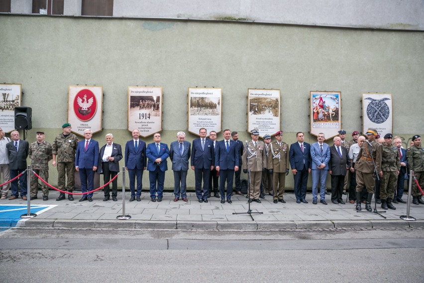 Kraków. Wymarsz Kadrówki, nowe odznaczenie państwowe i...