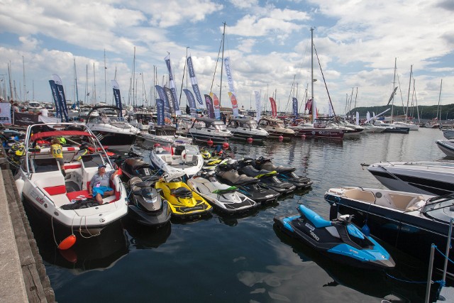 Targi Wiatr i Woda odbywają się w gdyńskiej marinie