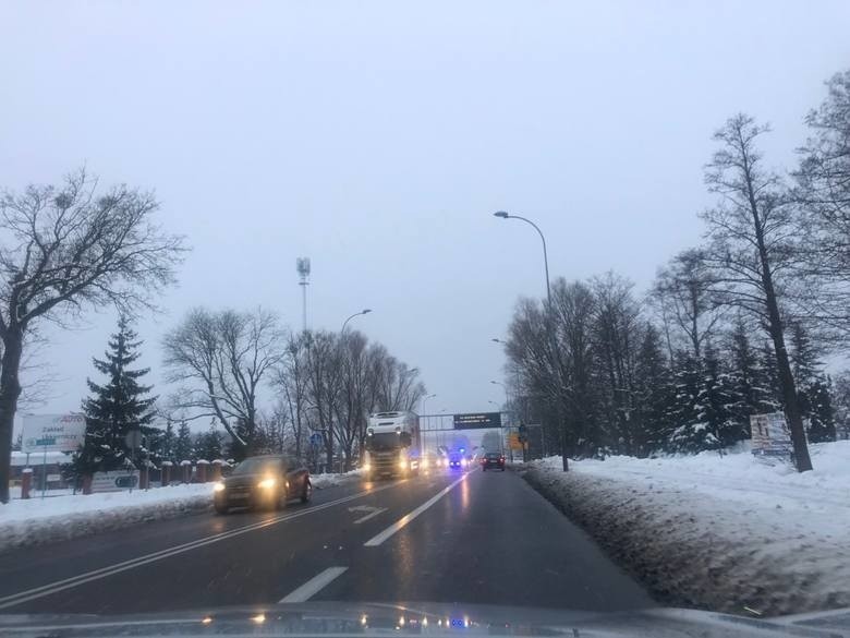 Obława za poszukiwanym. Policja kontrolowała kierowców...