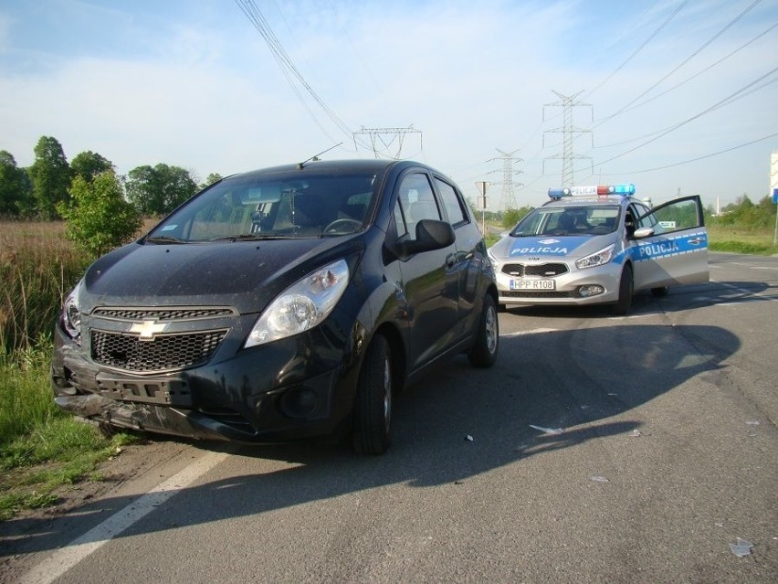 Zderzenie aut w Rybniku. Kobieta w ciąży trafiała do szpitala 