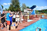Uroczyste otwarcie basenów w Łopusznie. Darmowa wata cukrowa dla dzieci, zjeżdżalnie i występ. Zobacz zdjęcia 