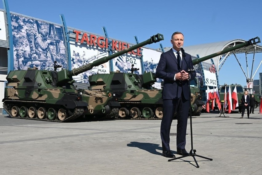 Prezydent Polski Andrzej Duda odwiedzi Międzynarodowy Salon Przemysłu Obronnego w Targach Kielce