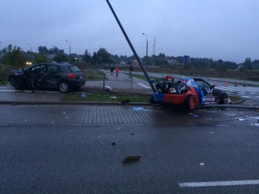 Wypadek w Radomiu. Zderzenie dwóch aut na ulicy Mieszka I na osiedlu Michałów