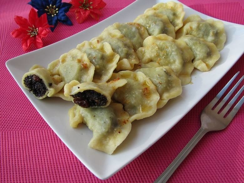 Pierogi z makiem i bakaliami Katarzyny Jaworek...