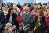 Profesor Roman Ossowski w Bibliotece UKW w Bydgoszczy otworzył wystawę na swój jubileusz [zdjęcia]