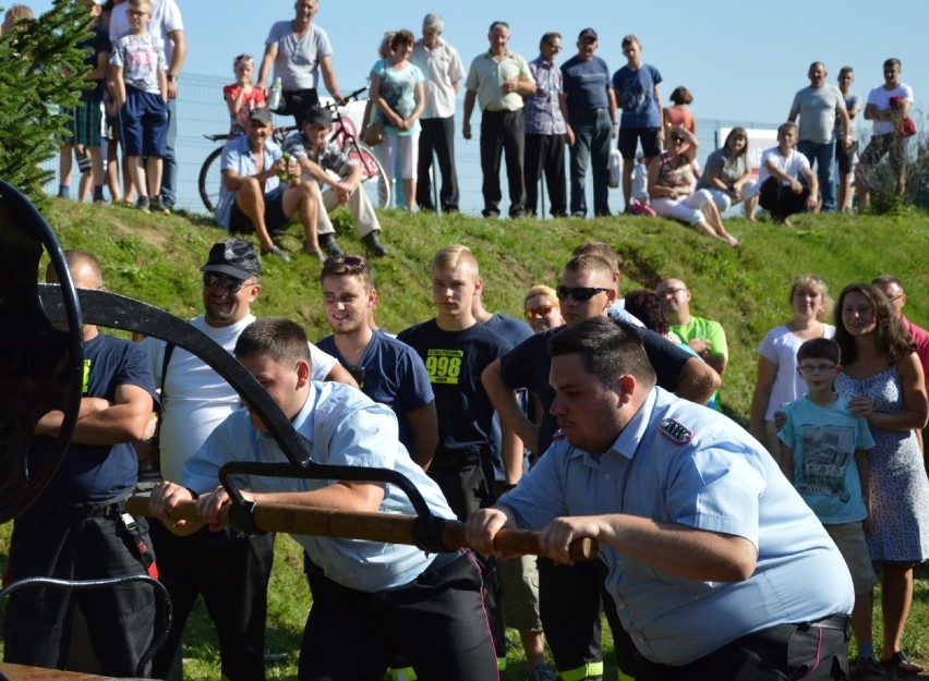 Dożynki Gminy Luzino 2016. Turniej sołectw [WIDEO,ZDJĘCIA]