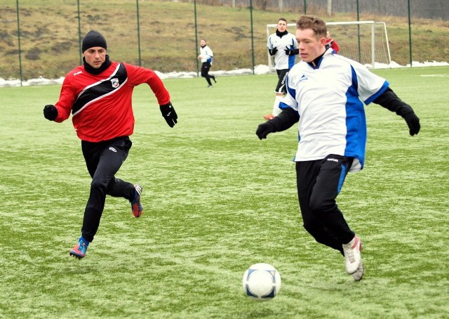 Piotr Siekirka (z prawej) i Grzegorz Brzeziński kiedyś grali razem we Wdzie. Teraz rywalizowali przeciw w sobie.