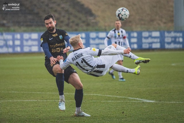 W kwietniu br. Sandecja ograła Stomil w lidze 5:0