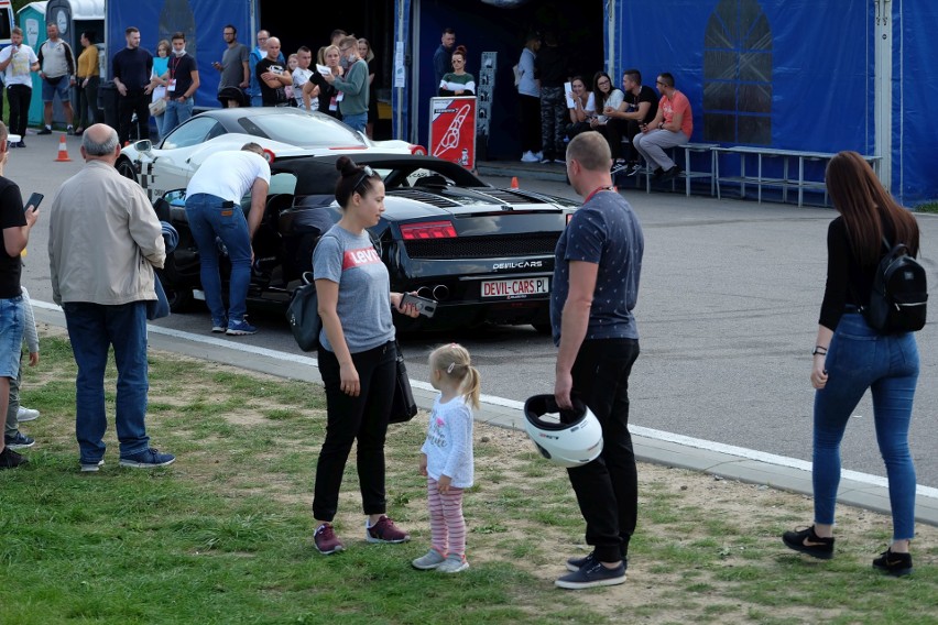 Devil-Cars w Białymstoku. Super auta na Torze Wschodzący...