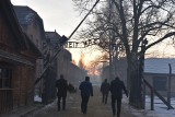 Rocznica marszów śmierci więźniów Auschwitz. Studenci wyruszyli w 60-kilometrową trasę z Oświęcimia do Wodzisławia Śląskiego