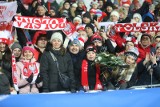 Gorąca atmosfera na skoczni w Wiśle. Fani wspierali Polaków w konkursie Pucharu Świata ZDJĘCIA KIBICÓW