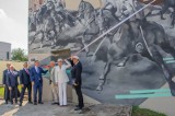 Pierwszy mural w gminie Urzędów oficjalnie odsłonięty. Zobacz zdjęcia z uroczystości