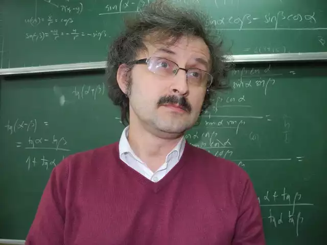 Matura 2014. Jak zdać matematykę? Radzi Paweł Rudecki, nauczyciel z ILO im. Dubois  w Koszalinie.