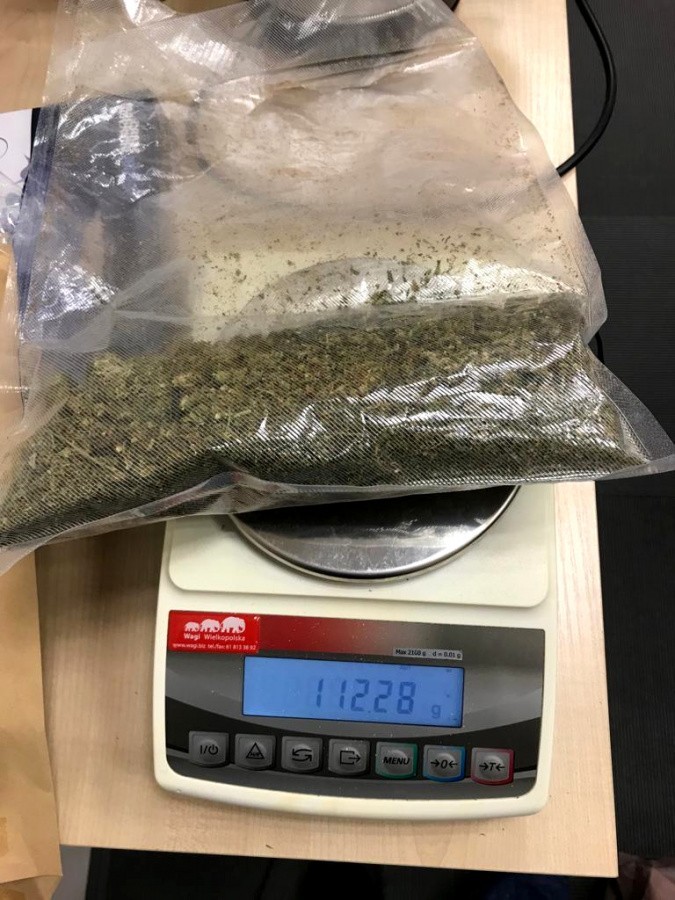 Białystok. Policjanci przejęli blisko trzy kilogramy amfetaminy i prawie 150 gramów marihuany (zdjęcia)
