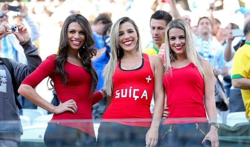 Piękne dziewczyny na piłkarskich mistrzostwach świata [zdjęcia]