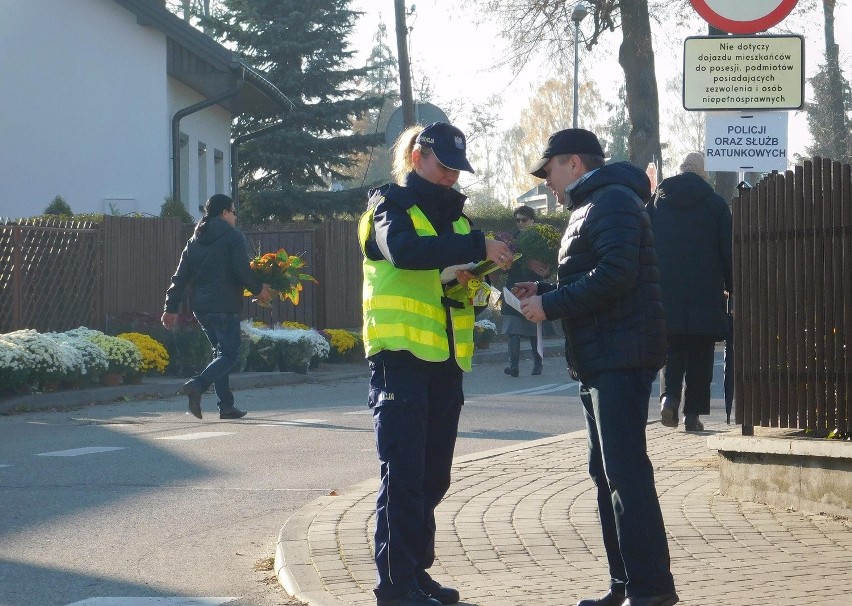 Podczas tegorocznej akcji „Znicz” zambrowscy policjanci...