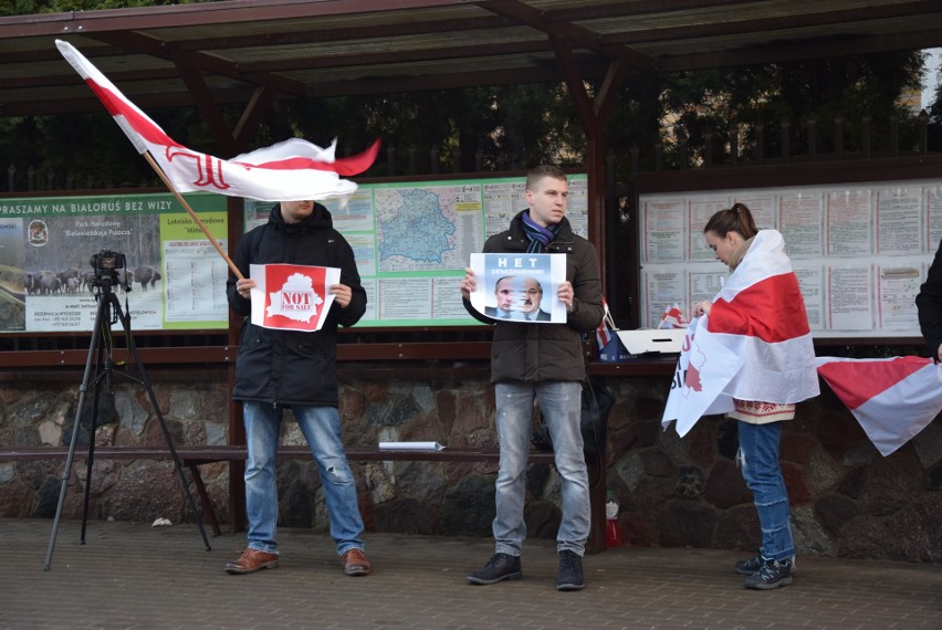 Białorusini protestują w Białymstoku. Nie chcą aneksji ojczystego kraju z Rosją (zdjęcia, wideo)