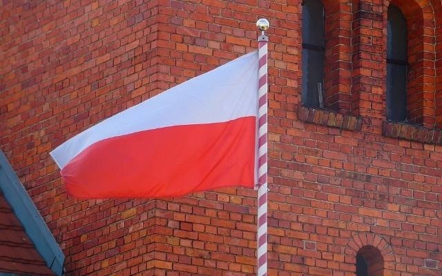 Narodowe Święto Niepodległości w powiecie staszowskim. Wywiesiłeś flagę? Pokaż to! [ZDJĘCIA, GALERIA CZyTELNIKÓW]