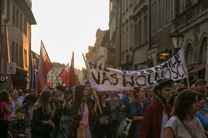 24 lipca 2017. Protest w obronie niezależności sądów na...