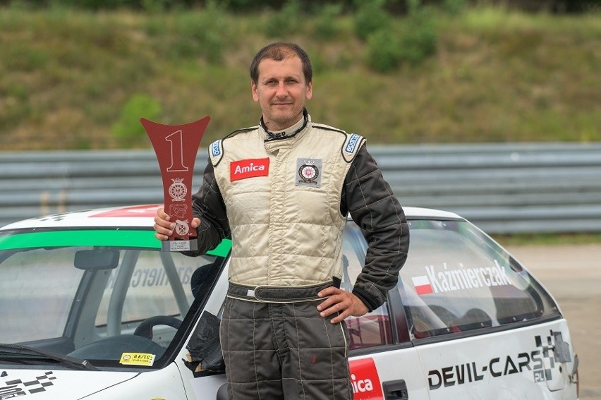 Przemysław Kaźmierczak jest mistrzem Polski w wyścigach DN2
