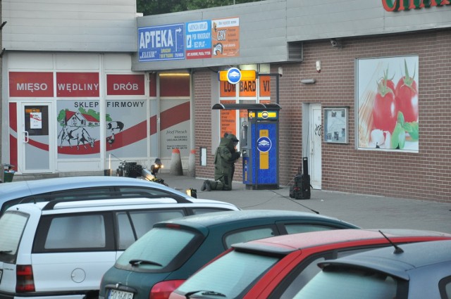 Do próby kradzieży doszło przy ul. Słowiańskiej w Poznaniu, w nocy z 19 na 20 maja 2014 roku. Sprawców spłoszyli policjanci